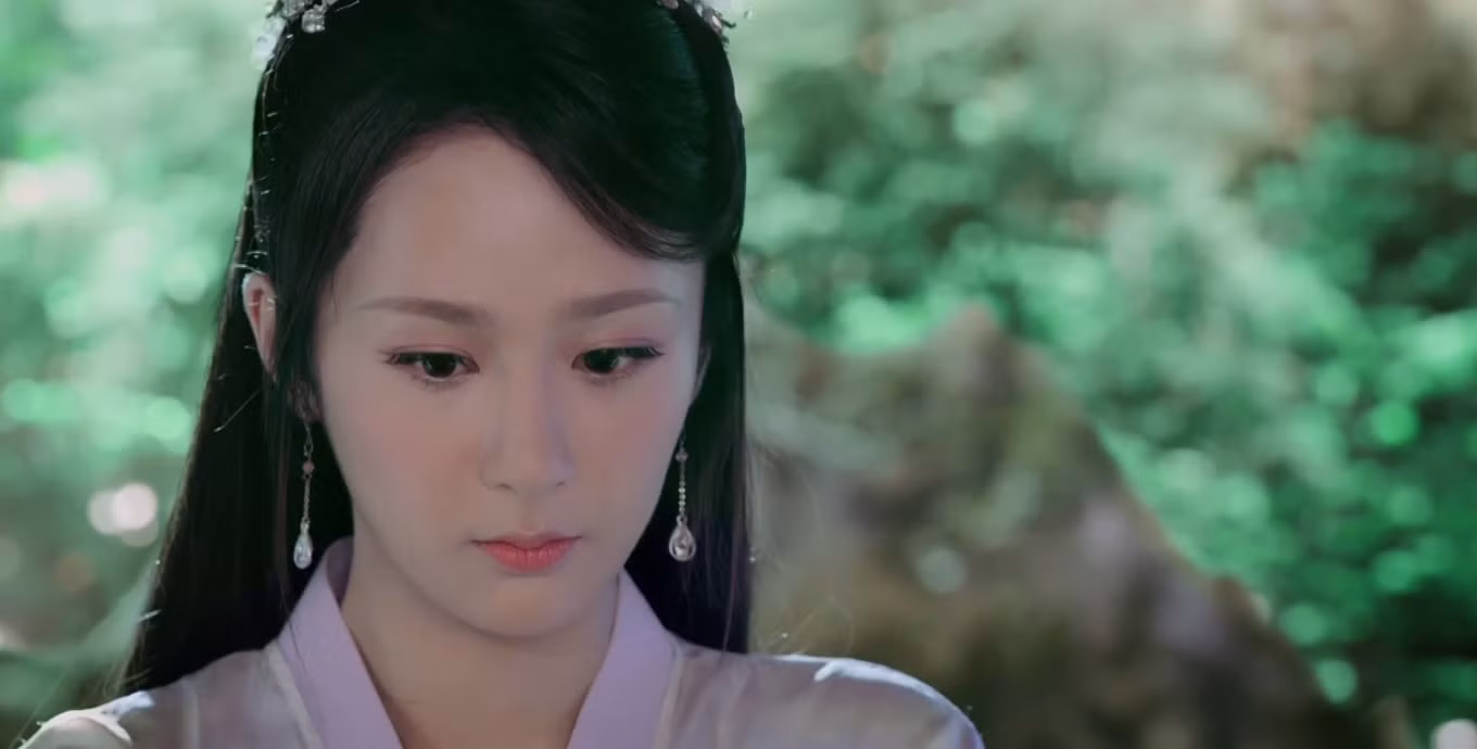 Bởi vậy Thủy Thần khuyên Cẩm Mịch nên nghĩ kĩ quyết định sẽ hủy hôn với Nhuận Ngọc.