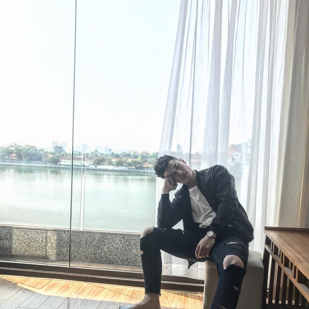 Một số hình ảnh ngày thường của cậu bạn. Ảnh: NVCC