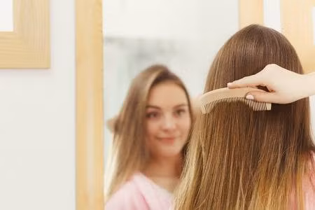"Thực đơn" chăm sóc dành riêng cho mái tóc của bạn mùa khô hanh ảnh 1