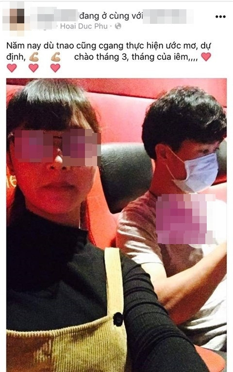 Người đeo khẩu trang được cư dân mạng suy đoán là Công Phượng.