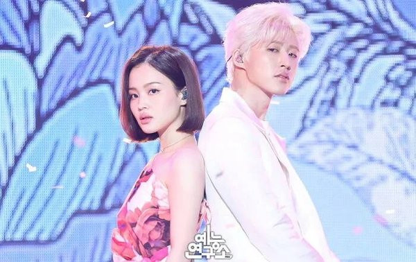 B.I cũng tẩy tóc trước thời điểm scandal không lâu