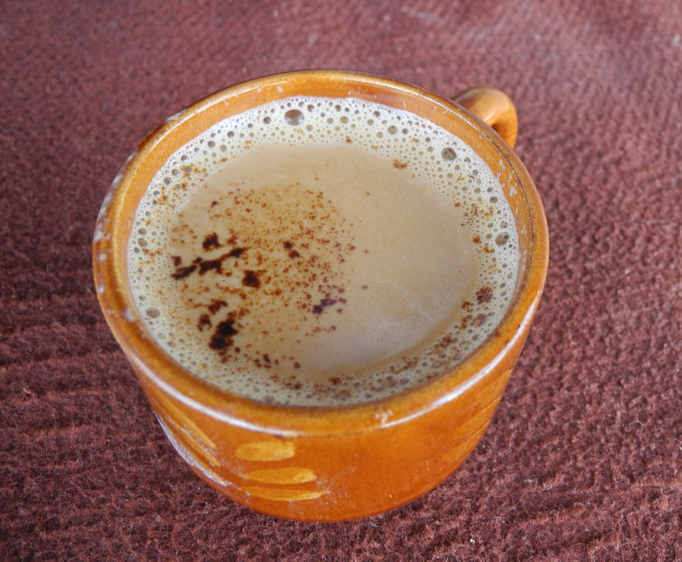 Mọi người thường uống trà sữa vào buổi sáng