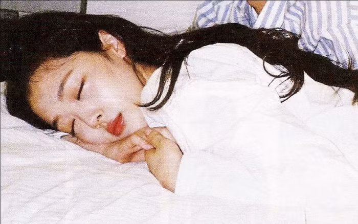 Trước khi qua đời, Sulli từng nhiều lần bị cư dân mạng chỉ trích vì lối sống nổi loạn, phóng khoáng. (Ảnh: Naver)