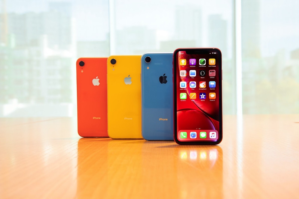 "Người thừa kế" của iPhone XS, XS Max sẽ vẫn giữ nguyên thiết kế "tai thỏ". "Người thừa kế" của iPhone XS, XS Max sẽ vẫn giữ nguyên thiết kế "tai thỏ".