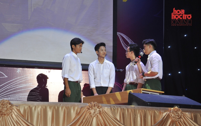 Tiết mục nào cũng nhận được giải thưởng, sự cố gắng của các CNN-ers đã được đền đáp.