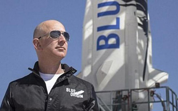 Những khách hàng tiềm năng của ngành công nghiệp vũ trụ từ lâu đã háo hức muốn biết giá vé trên tàu vũ trụ New Shepard của công ty Blue Origin.