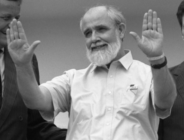 Tác giả Lawrence Martin Jenco (ông đã mất năm 1996).