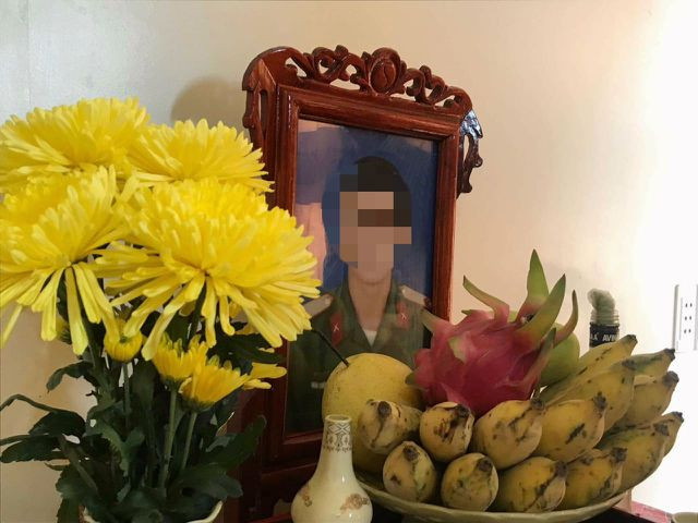 Một gia đình ở huyện Yên Thành (Nghệ An) đã lập bàn thờ vọng, nghi người thân đã tử vong trên đường đi sang Anh.