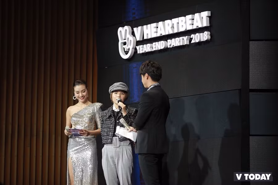 BTS bất ngờ giành giải thưởng "The Most Hearted Star Of Vietnam" ảnh 2