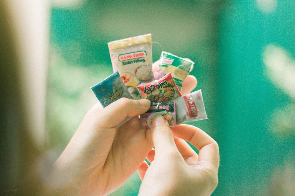 Có từ dầu xả, dầu gội, bột giặt... tới mì tôm, gạo, bánh gạo, bột ngọt... Có từ dầu xả, dầu gội, bột giặt... tới mì tôm, gạo, bánh gạo, bột ngọt...