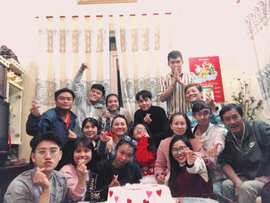 Hình ảnh trong buổi sinh nhật sớm của Phương Mỹ Chi.