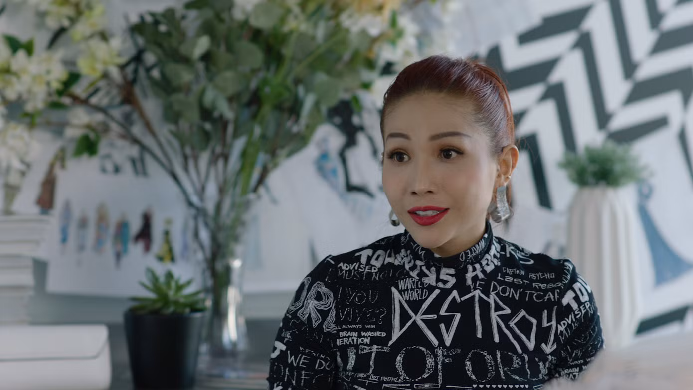 Khả Như trong vai cô nàng stylist hài hước.