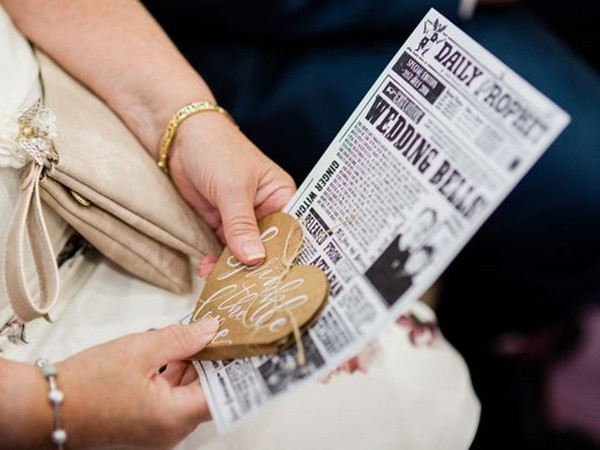 Mê Harry Potter, nên cô gái này yêu một chàng trai vì anh ấy trông… giống Ron Weasley! ảnh 2 Tờ “Nhật Báo Tiên Tri”.