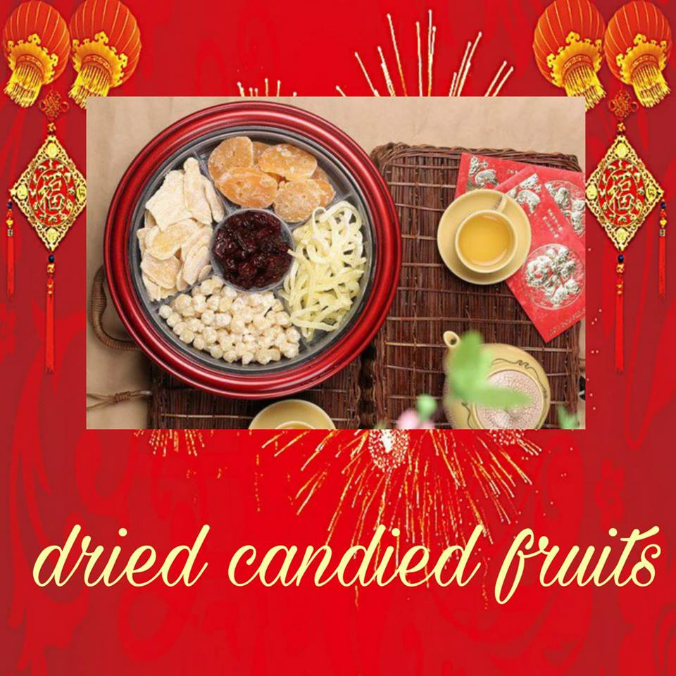 Dried candied fruits /draɪd ˈkæn.did fru:ts/: mứt Roasted watermelon seeds /rəʊstid ˈwɔː.təˌmel.ən si:ds/: hạt dưa
