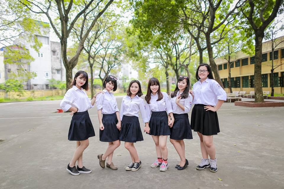 Cười thật tươi nào các cậu ơi, hôm nay chúng ta nhất định phải xinh đẹp…