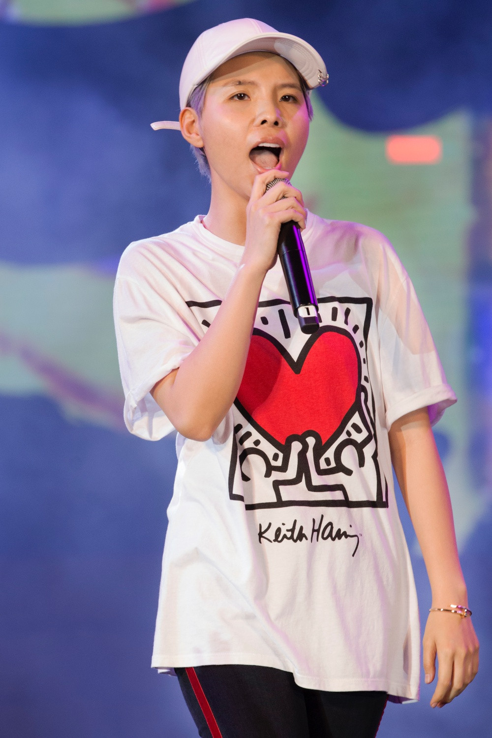 Hà Anh Tuấn vui vẻ hội ngộ Phương Linh ngay giữa phố đi bộ Nguyễn Huệ ảnh 5