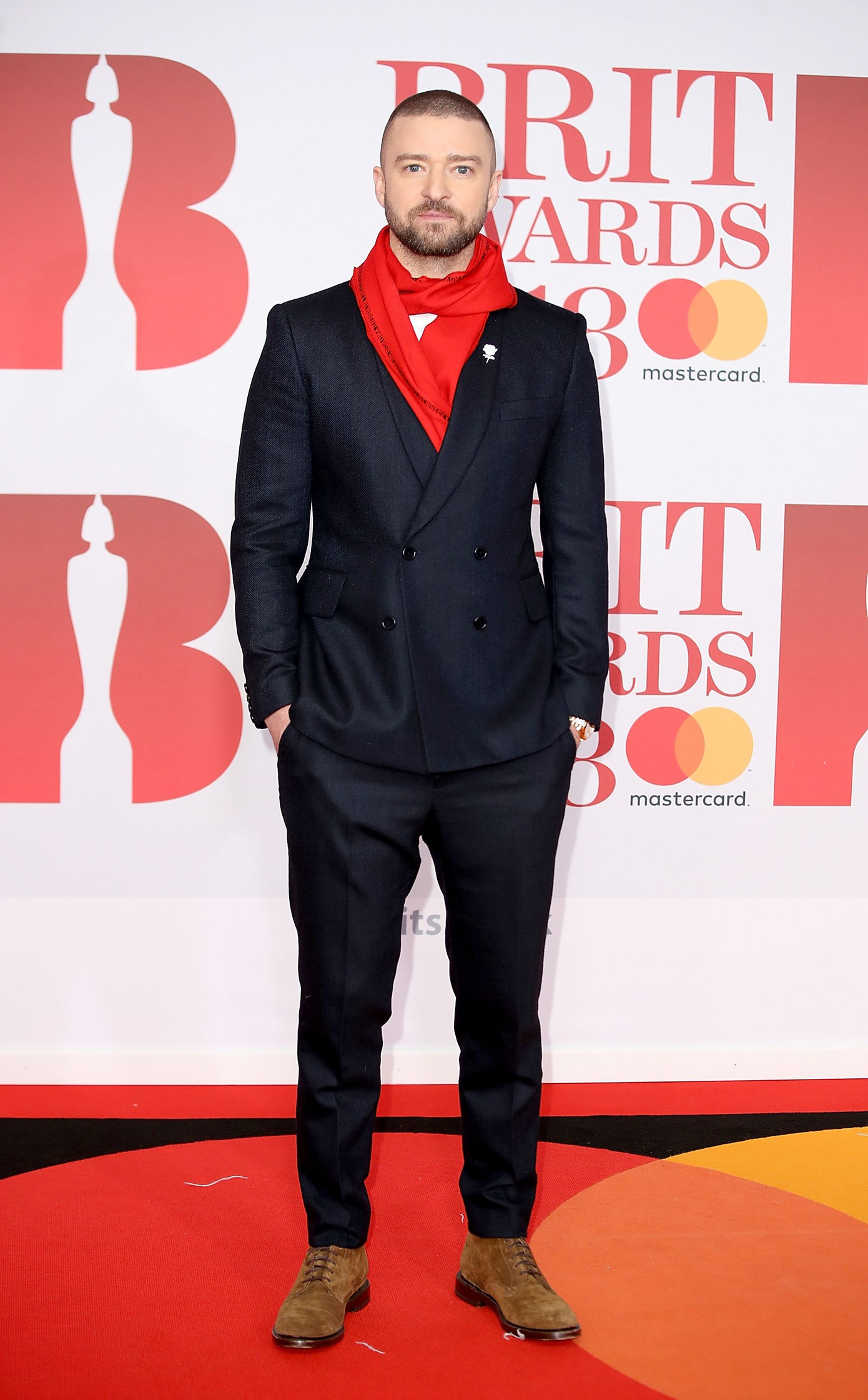 Quý ông lịch lãm Justin Timberlake ăn vận đơn giản nhưng vẫn toát lên vẻ nam tính.