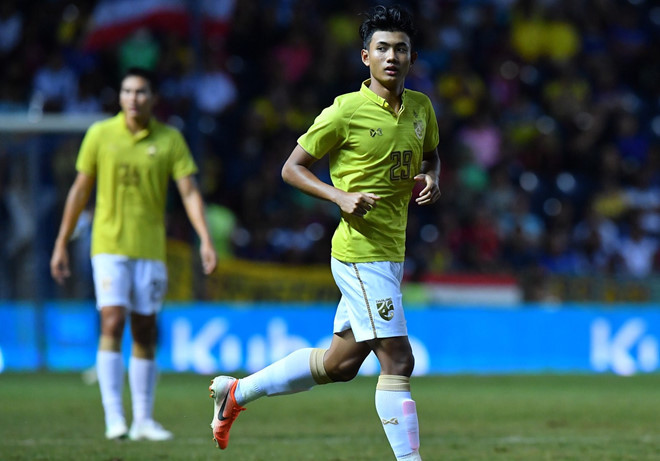 Sự vắng mặt của tiền đạo trẻ Suphanat Mueanta được xem là đáng tiếc cho tuyển Thái Lan. Ảnh: FAT.