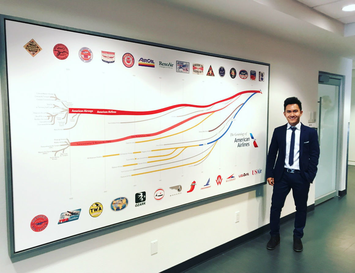 Vì muốn con trai ở gần mình nên sau khi học hết cấp 3, Hoài Linh mới đưa Thành Vinh sang Mỹ.