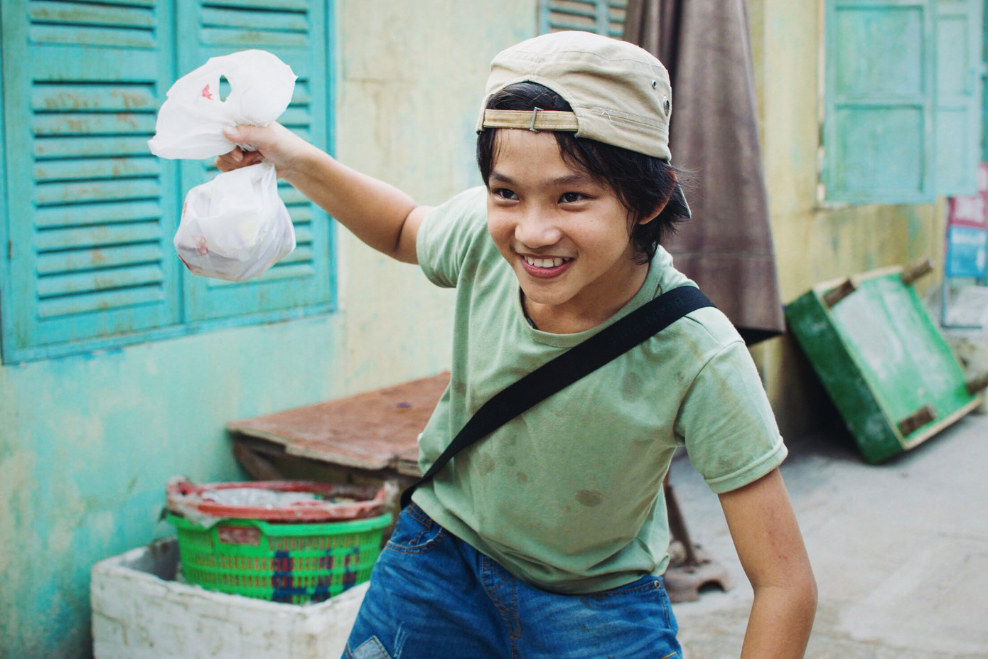 Phương Vy Idol bất ngờ tái xuất với nhạc phim "Mặt trời, con ở đâu?" ảnh 1