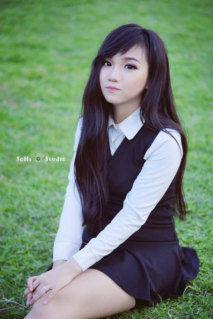 Cô gái Việt Nam bỗng dưng nổi tiếng tại Hàn Quốc vì ngồi rửa bát mà vẫn xinh đẹp ảnh 2