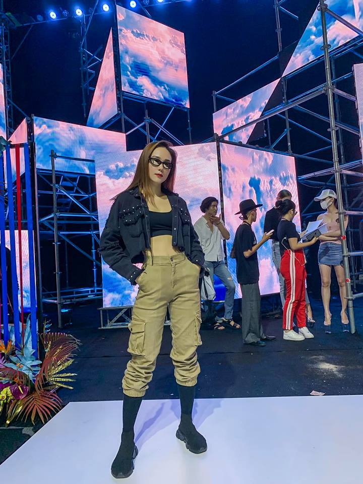 Nhìn lại sự việc đã qua, Minh Hằng cho biết cô không hề hối tiếc với quyết định của mình.