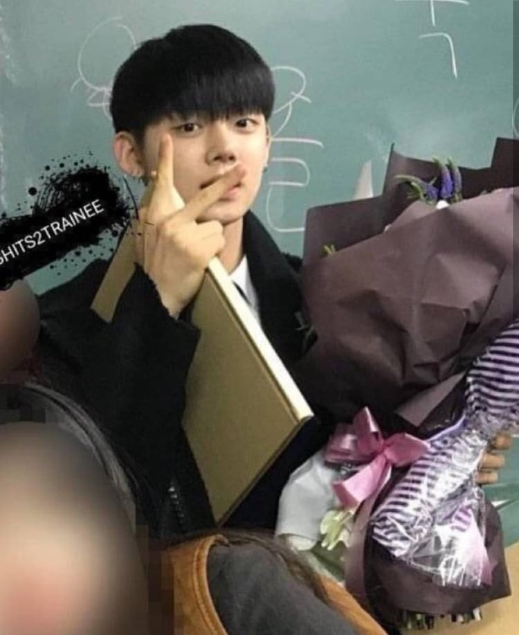 TXT vừa debut, loạt ảnh “ngày xưa ta bé” siêu đáng yêu nhanh chóng được đào lại ảnh 12