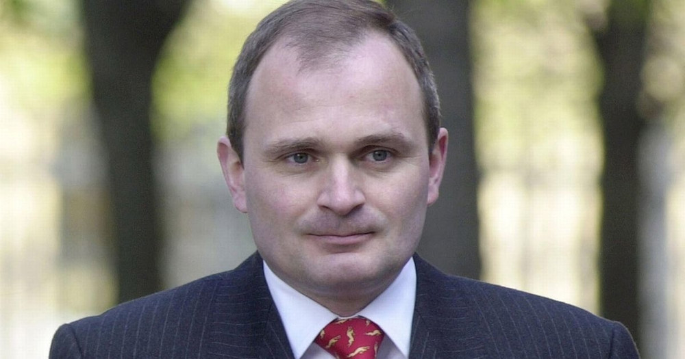 Chân dung kẻ lừa đảo công khai trên sóng truyền hình.