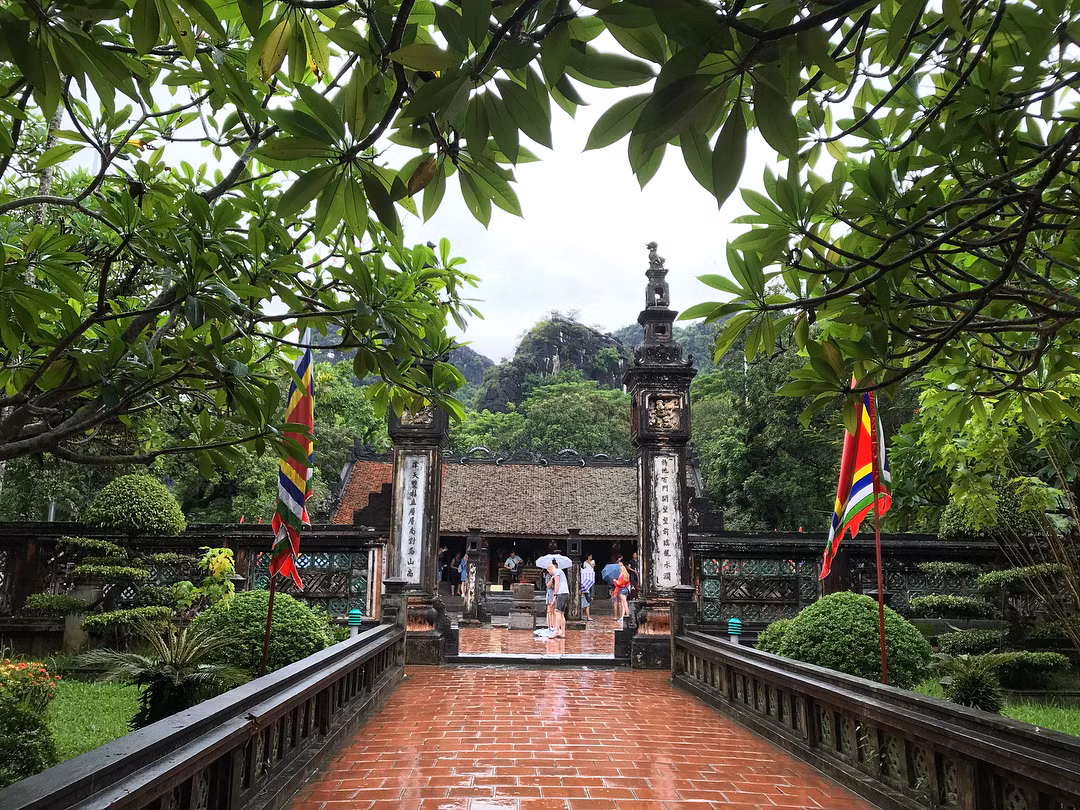 Cố đô bao gồm các đền thờ, phủ, miếu có kiến trúc khác nhau. (Ảnh: @ngoanvu8690)