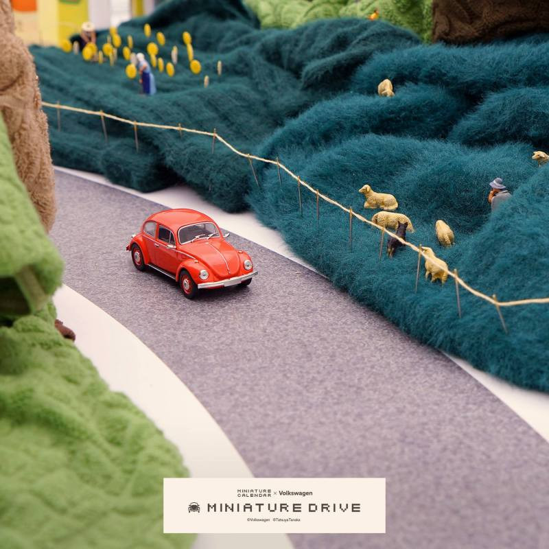 Chùm ảnh: Khám phá xứ sở tí hon ngộ nghĩnh trong bộ lịch năm mới 2018 ảnh 14