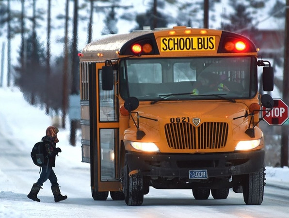 Các em học sinh hôm đó không kịp đến trường ăn sáng, nhưng có bữa sáng ngay trên xe bus.