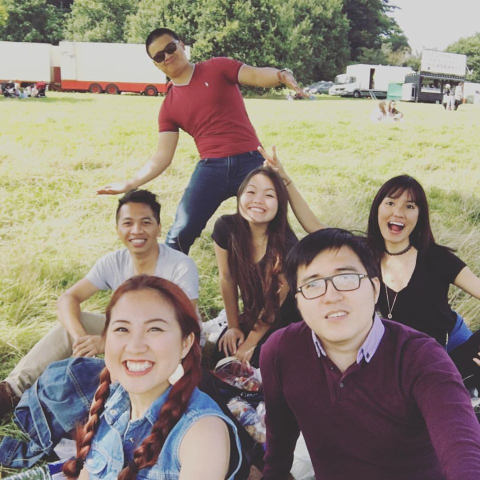 Môi trường đa văn hóa giúp gia tăng khả năng giao tiếp với khách hàng quốc tế