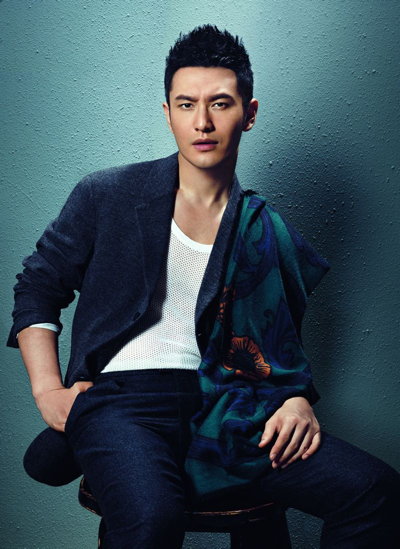 Huỳnh Hiểu Minh đang vướng phải cáo buộc thao túng cổ phiếu.