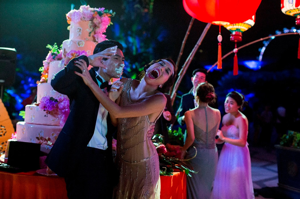 Ơn giời, "bom tấn" phim hài - lãng mạn "Crazy Rich Asians" đã có ngày khởi chiếu tại Việt Nam ảnh 4