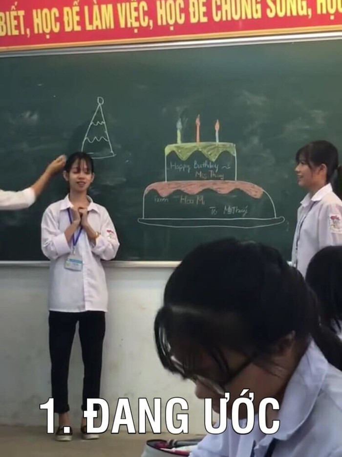 Bánh kem đã sẵn sàng, cầu nguyện thôi nào. Ảnh: Phương Lan