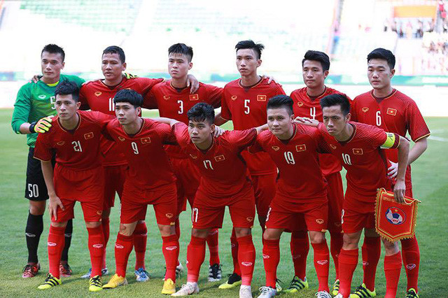 Các cầu thủ trẻ của chúng ta đã xuất sắc vượt qua vòng bảng với ngôi vị đầu bảng D. Ảnh: Dantri.com.vn