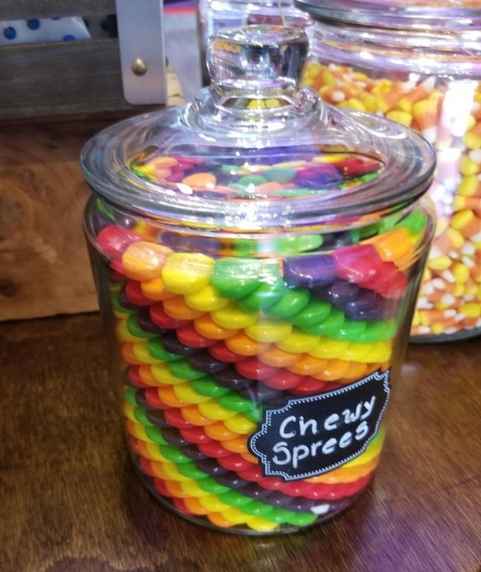 Hũ kẹo bảy màu tuyệt vời nhất quả đất!