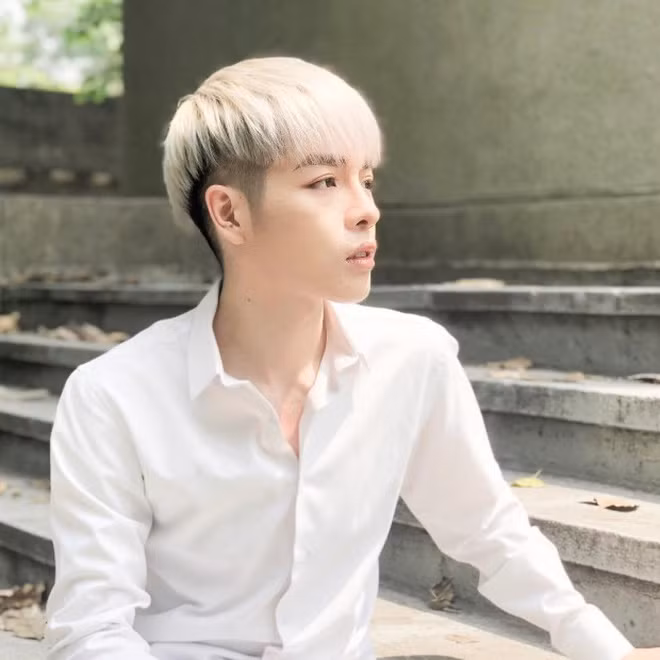 Đối mặt với sự cố bất ngờ khi đi diễn, cách sao Việt ứng biến cũng “rất gì và này nọ” ảnh 4