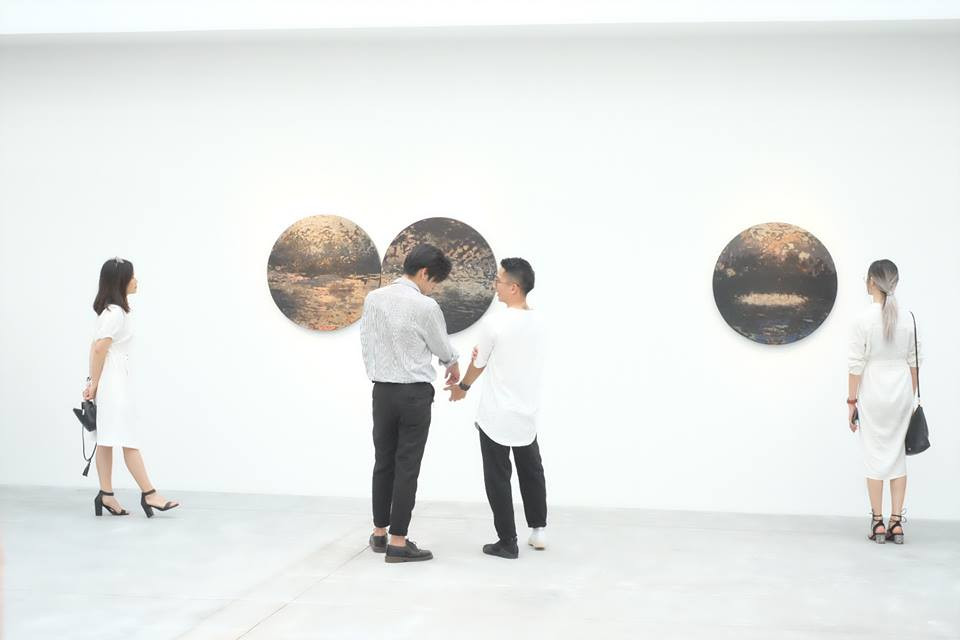 Triển lãm “Tỏa 2”: Lát cắt trẻ trung của Nghệ thuật đương đại Việt Nam ảnh 5