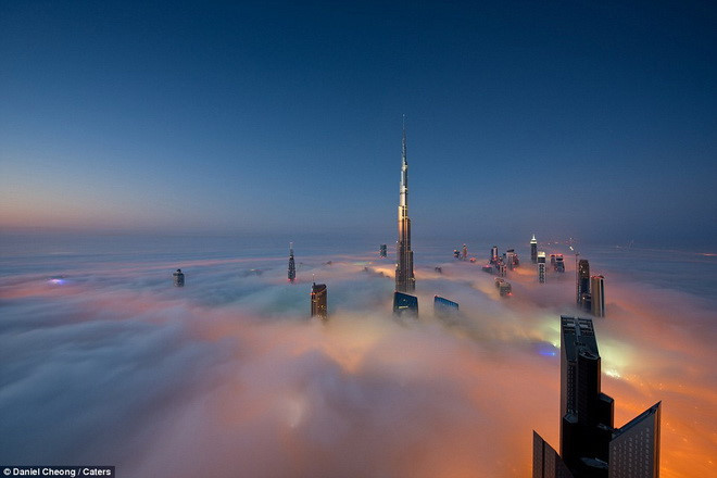Cảnh tượng ở tòa tháp Burj Khalifa ở Dubai từng khiến thế giới "mắt tròn mắt dẹt".