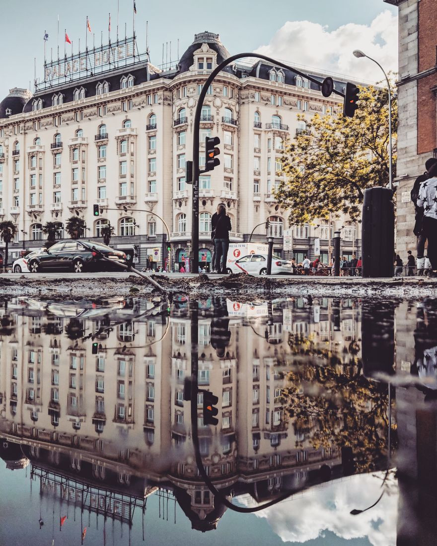 Các vũng nước sẽ quyết định hình ảnh phản chiếu của khung cảnh trong bức ảnh.