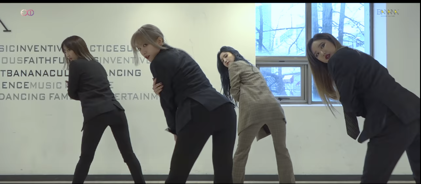 Phiên bản dance practice mới nhất khiến fan đồng loạt 