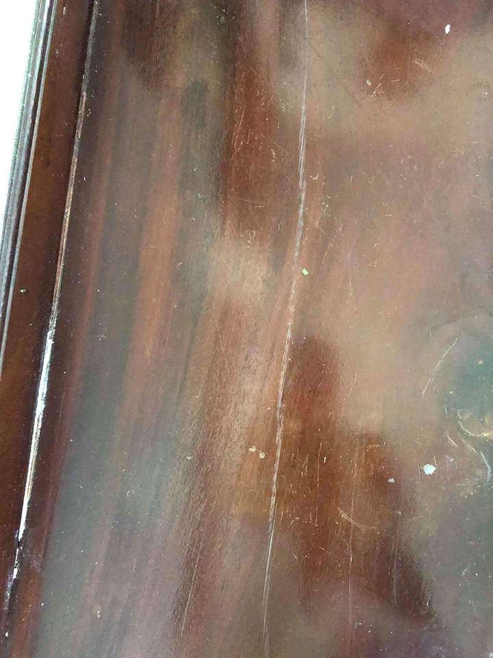 Vết xước giá 2 triệu đồng mà X. Villa khẳng định do nhóm của H.T gây ra.