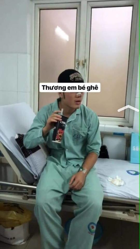 Xuân Trường đang nghỉ ngơi tĩnh dưỡng sau ca phẫu thuật.