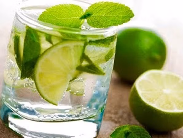 Quả chanh chua như vậy, nhưng vào cơ thể, nó lại giúp làm giảm tính axit.
