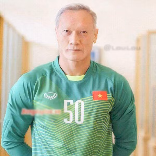 Thủ môn Bùi Tiến Dũng vẫn rất phong độ.