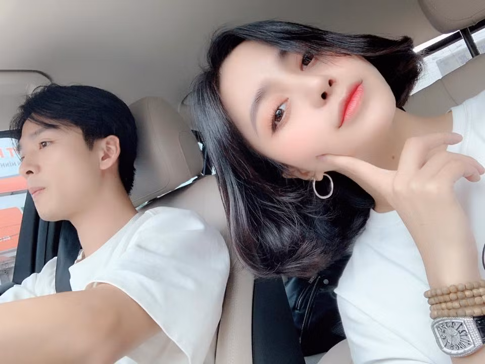 Bức ảnh Trang Anna với Trần Nghĩa thời còn bên nhau được cô chia sẻ.