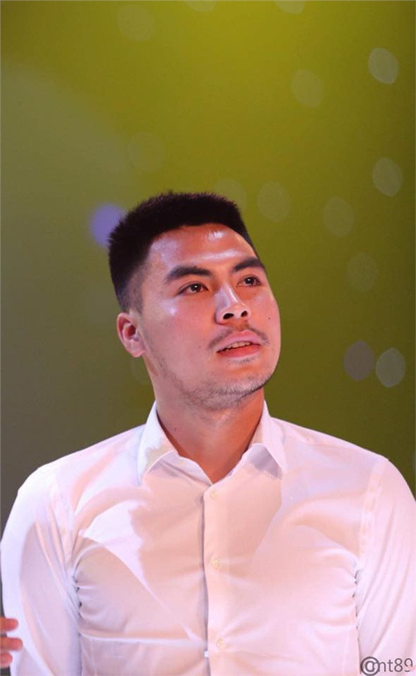 Đức Huy là cầu thủ "mặn" nhất nhì U23 Việt Nam. Đức Huy là cầu thủ "mặn" nhất nhì U23 Việt Nam.