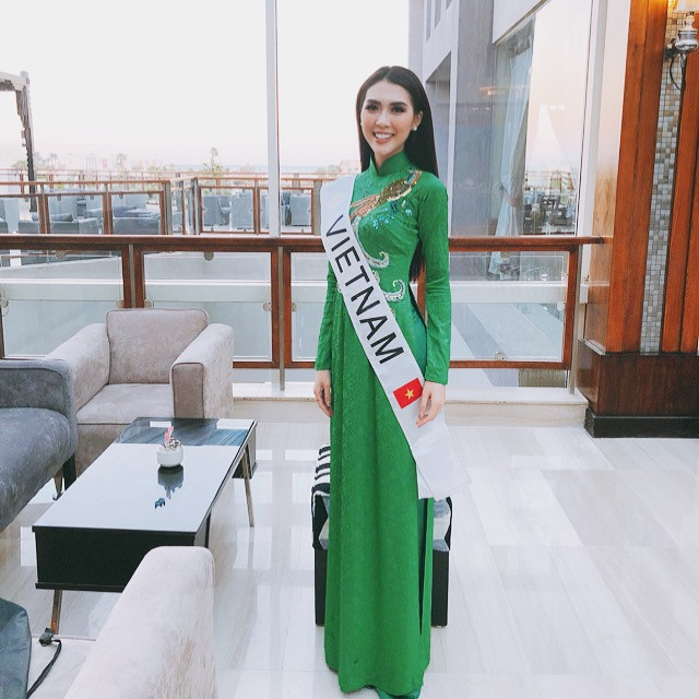 Tường Linh vào Top 10 thí sinh được yêu thích nhất tại Miss Intercontinental 2017 ảnh 3
