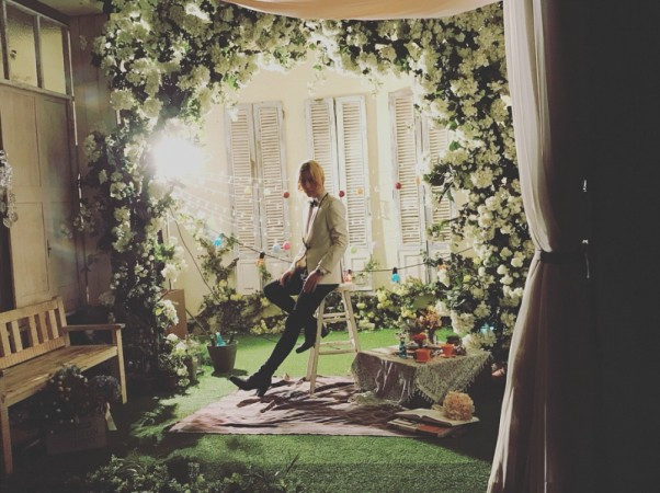 Roland không ngại phẫu thuật thẩm mỹ để gìn giữ vẻ đẹp.